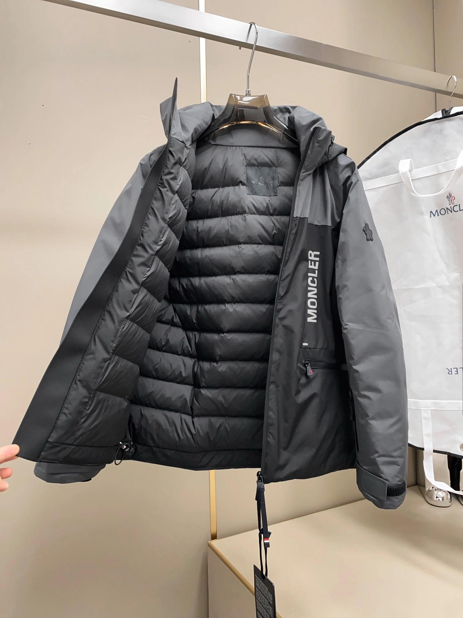 wg.luxury-- 7o9385r Down jacket goose down 2colour item: E-F409I1528-2